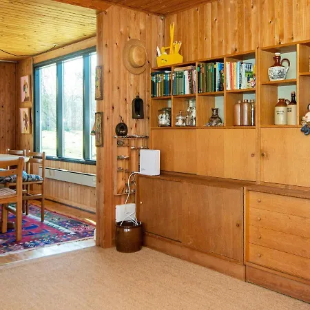 6 Person Holiday In